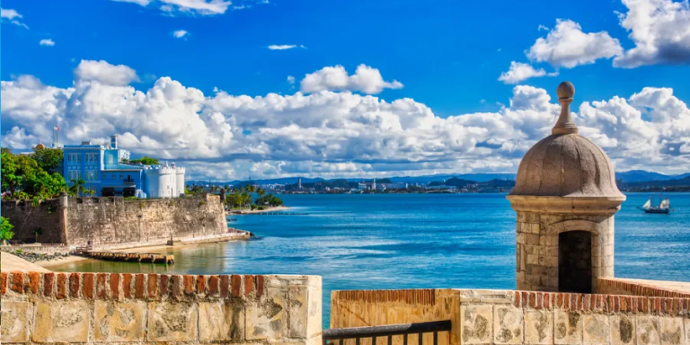 easy-access-stress-free-travel-aqua-dorado